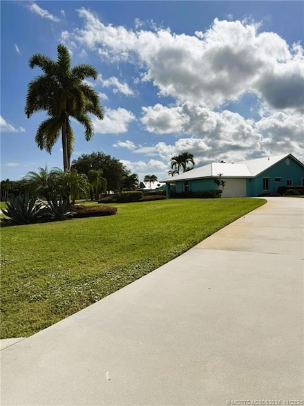 1998 NE Ginger Terrace, Jensen Beach, FL 34957