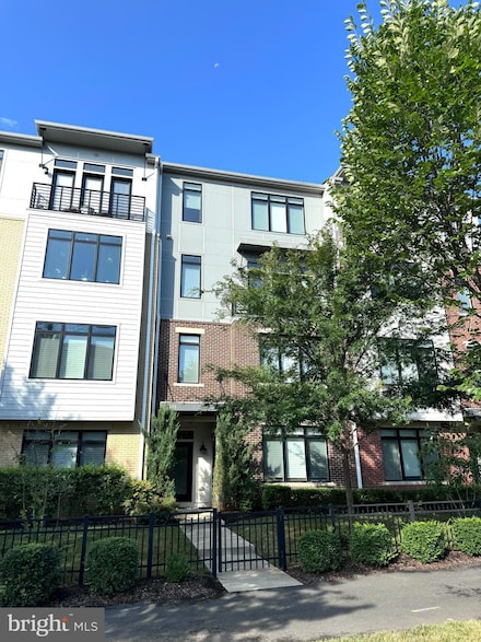 1306 Ribbon Limestone Terrace SE, Leesburg, VA 20175