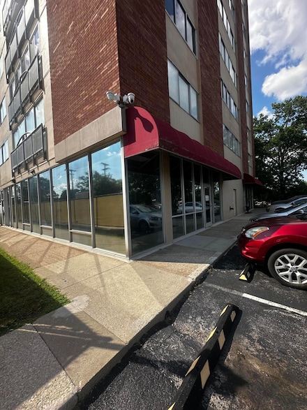 2121 Nicholasville Rd Unit 103 & 106, Lexington, KY 40503