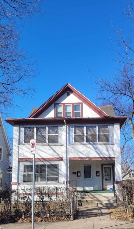 619 Queen Ave N, Minneapolis, MN 55411