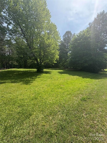 738 Clegg Farm Dr, York, SC 29745