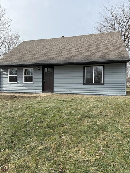 3904 Dillon Dr, Columbus, OH 43227