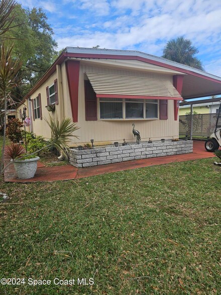 1087 Sunflower Ln NE, Palm Bay, FL 32907