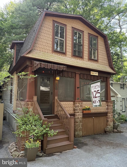 508 5th St, Mount Gretna, PA 17064