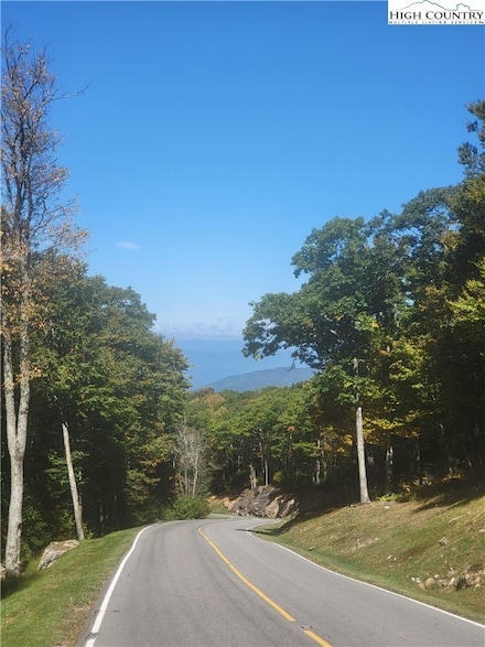 TBD Eagles Nest Trail, Banner Elk, NC 28604