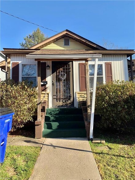 768 Minerva St, East Liverpool, OH 43920