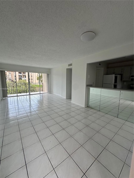 8897 Fontainebleau Blvd Unit 208, Miami, FL 33172