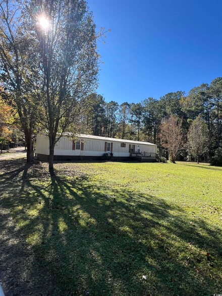 3433 High Hill Dr, Little River, SC 29566