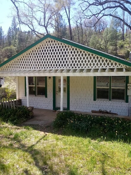 6469 Highway 140, Midpines, CA 95345