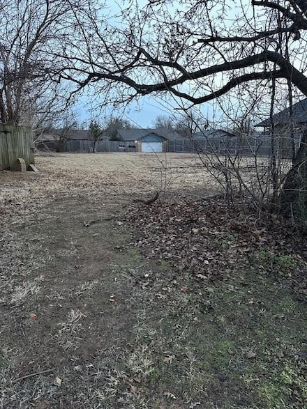 808 NW 141st St, Edmond, OK 73013