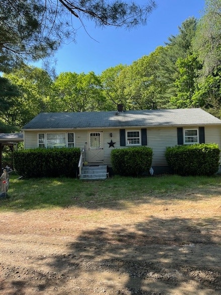31 Winsor Ave, Johnston, RI 02919