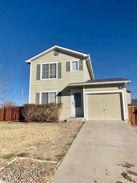 4916 Prospect Dr, Pueblo, CO 81008