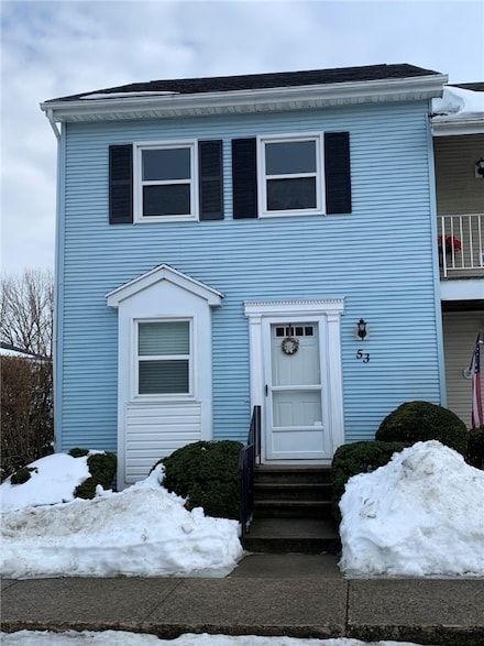53 Southfield Dr, Webster, NY 14580