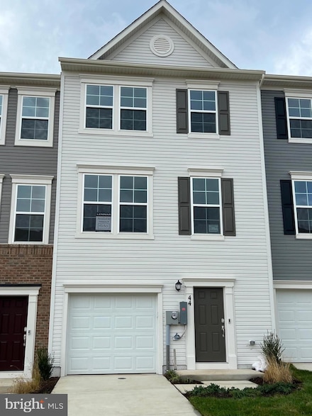 44 Stembogan Ct, Charles Town, WV 25414