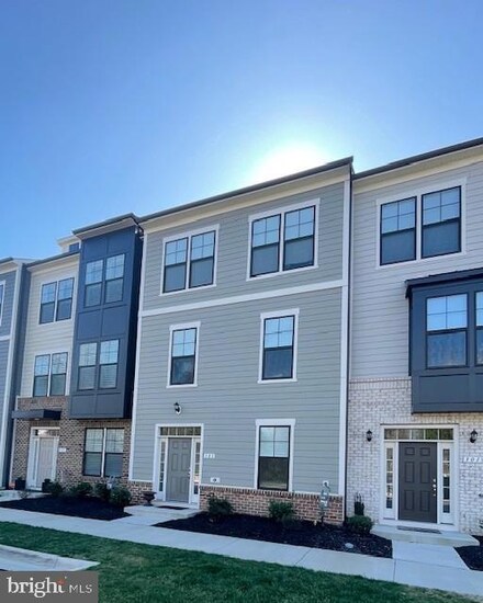 303 Willis St, Fredericksburg, VA 22401