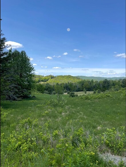 166 Williams Rd, Littleton, NH 03561