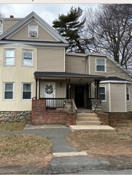57 Plaza Unit 2, Stoneham, MA 02180