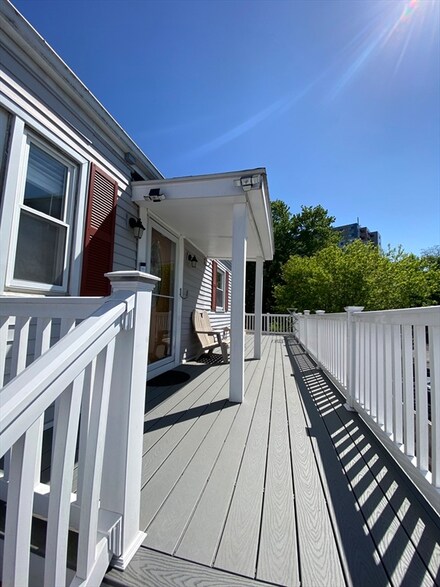 17R Boston St Unit 2, Salem, MA 01970