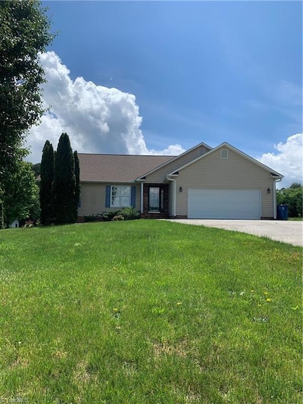 130 Pepperstone Dr, Mocksville, NC 27028