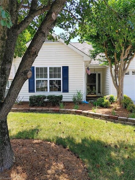 3655 Rising River Ln, Greensboro, NC 27409