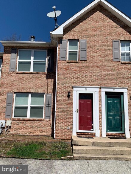 28 Blairville Rd, New Castle, DE 19720