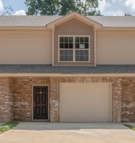 135 Country Ln Unit 403, Clarksville, TN 37043