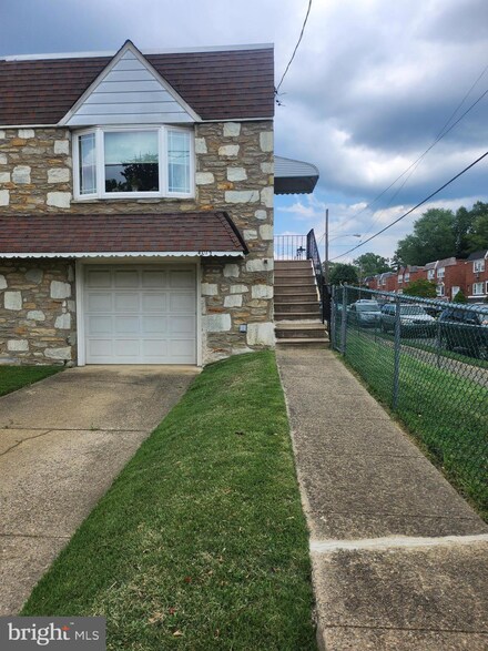 4015 Arendell Ave, Philadelphia, PA 19114