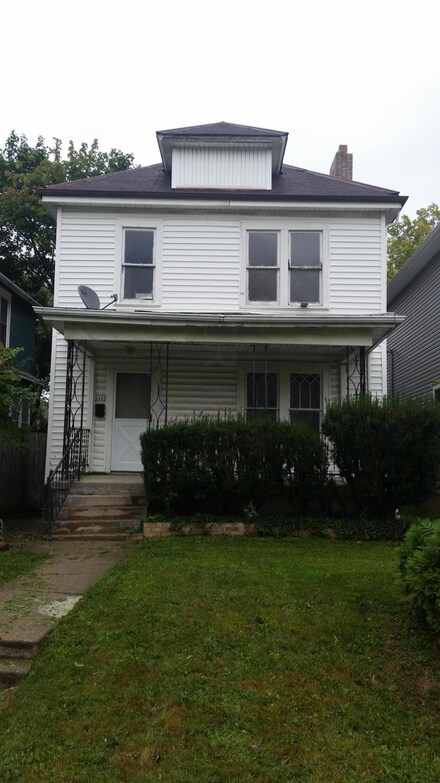 1498 Hamlet St, Columbus, OH 43201