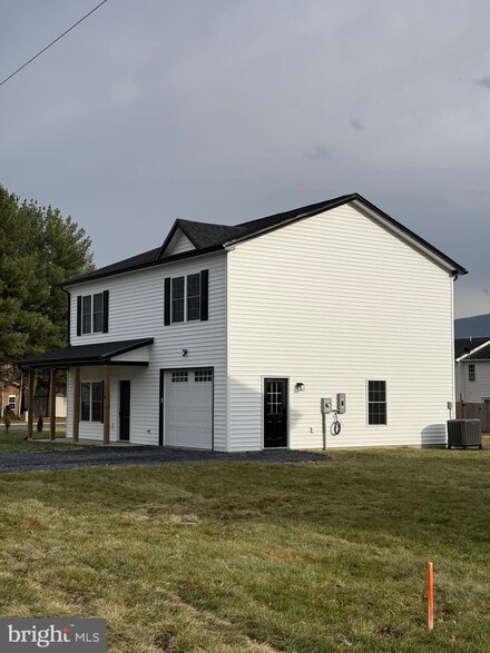 118 Windsor Knit Rd, Edinburg, VA 22824