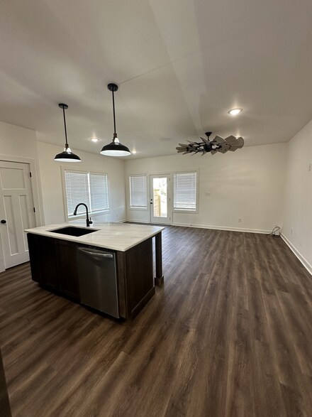 65 Duncan Ln, Winchester, TN 37398