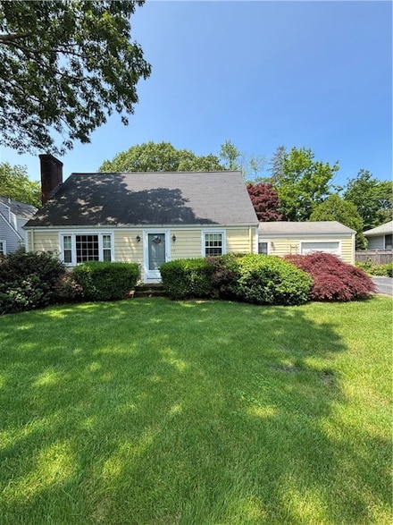 125 Alfred Drown Rd, Barrington, RI 02806