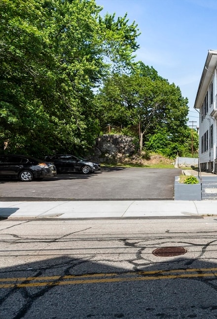 35 Mount Pleasant Ave, North Providence, RI 02908
