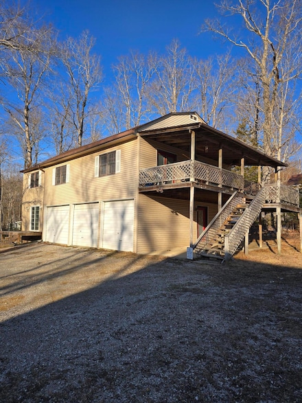 305 Miller Ln, Burnside, KY 42519