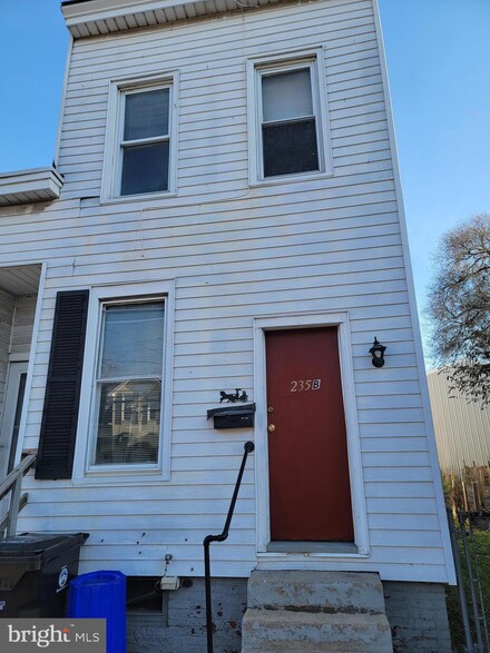235 Crescent St, Harrisburg, PA 17104