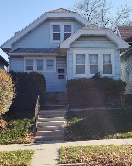2124 S 71st St, Milwaukee, WI 53219
