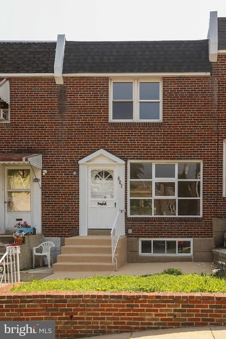 607 Briarcliff Rd, Upper Darby, PA 19082