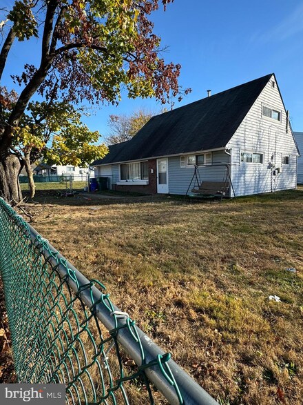 7 Indigo Turn, Levittown, PA 19057