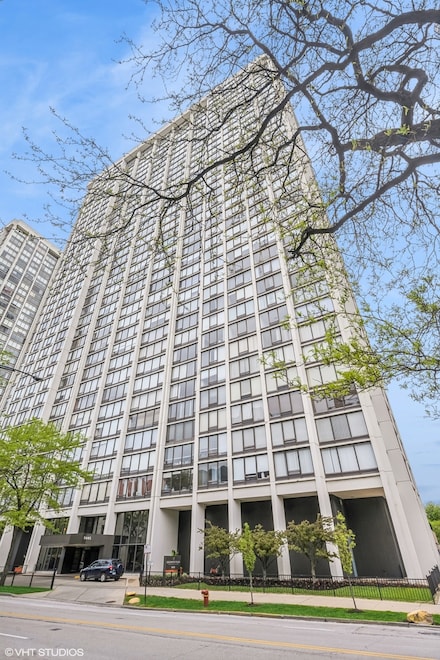 5445 N Sheridan Rd Unit 2715, Chicago, IL 60640