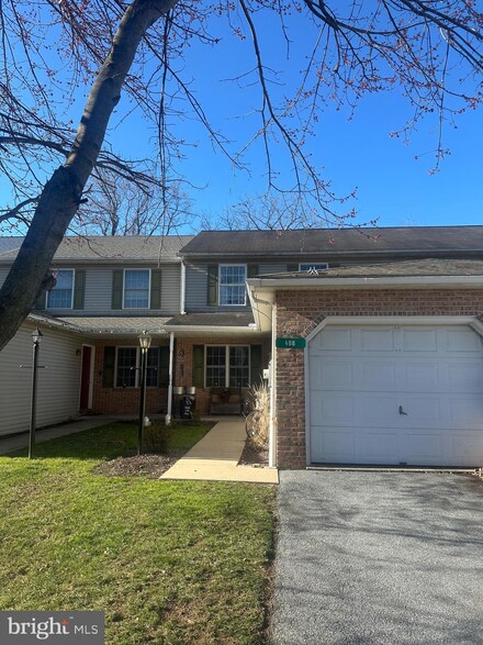 408 Groffdale Rd, Quarryville, PA 17566