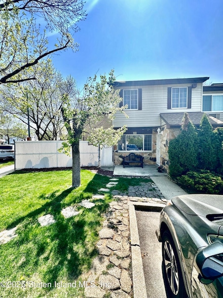 240 Corona Ave, Staten Island, NY 10306