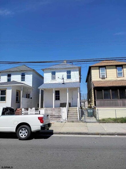 1717 Hummock Ave, Atlantic City, NJ 08401