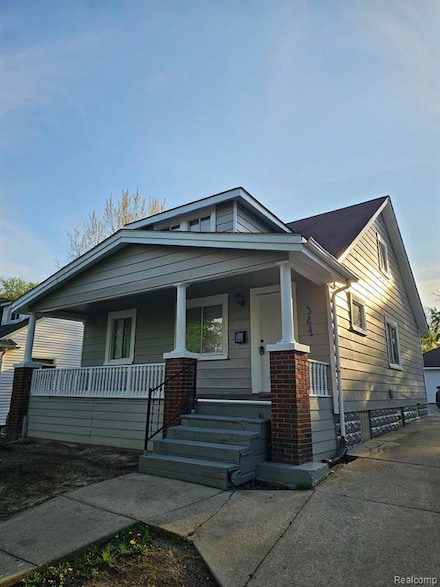 362 S Marshall St, Pontiac, MI 48342