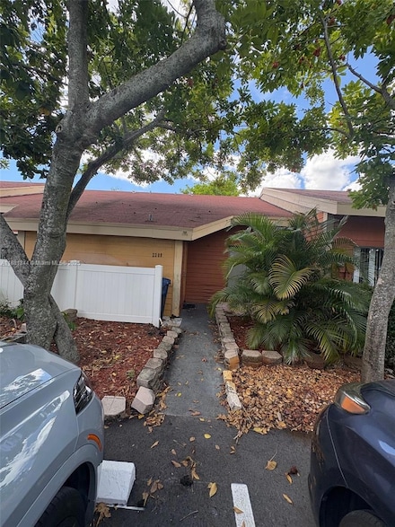 2309 NW 55th Ave, Lauderhill, FL 33313