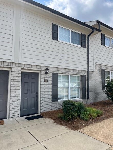 1802 Jackson Ave W, Oxford, MS 38655