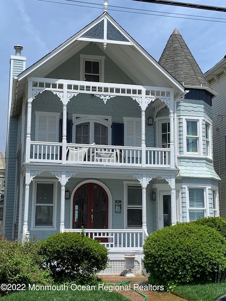 13 Heck Ave, Ocean Grove, NJ 07756