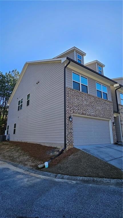 3285 Wild Basil Ln, Buford, GA 30519