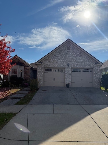 345 Lola Ln, Cottontown, TN 37048