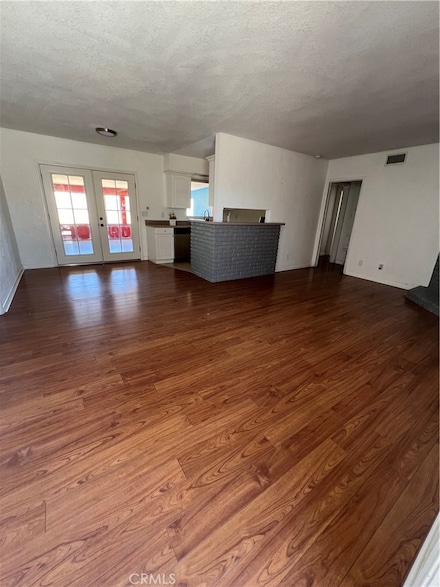 16201 Dale Evans Pkwy, Apple Valley, CA 92307