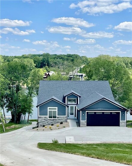 6058 Panorama Rd, Panora, IA 50216