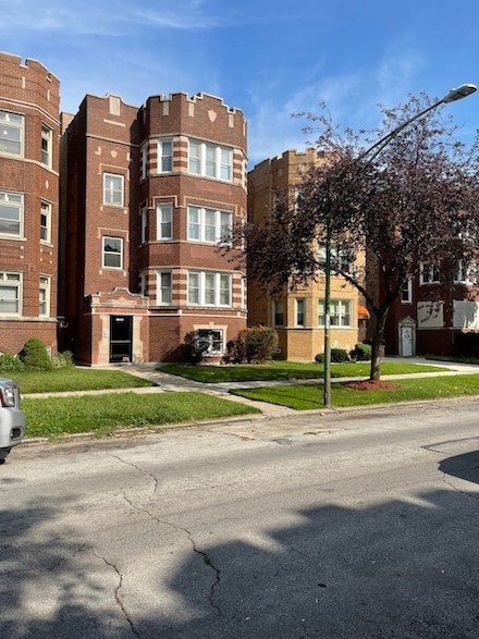 7947 S Vernon Ave, Chicago, IL 60619